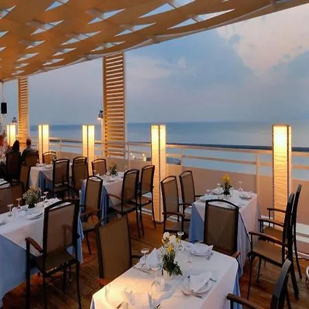 Astir Hotel 4*