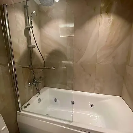 Hotel Astir