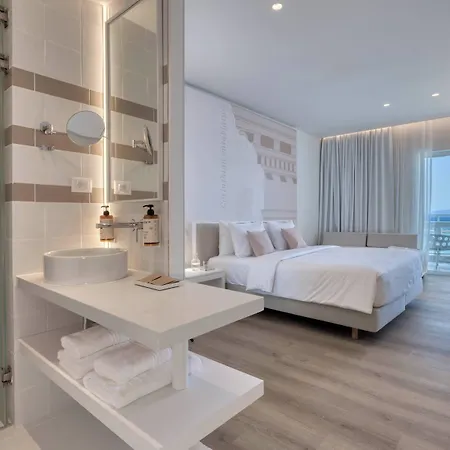 Hotell Mercure Patras Astir 4*