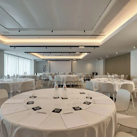 מלון Mercure Patras Astir